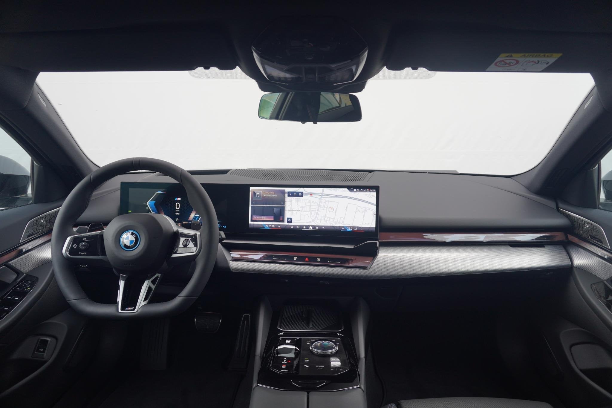 BMW 5 Serie Touring 530e |, Auto's, Automaat, 1998 cc, Achterwielaandrijving, 1800 kg