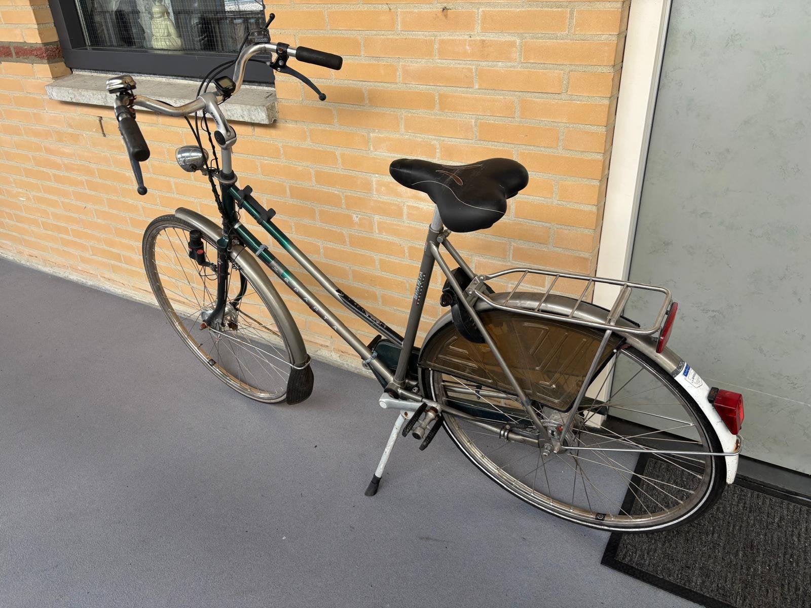 Sparta Damesfiets 28inch 52cm 3 versnellingen, Ophalen, Sparta, Gebruikt, Versnellingen