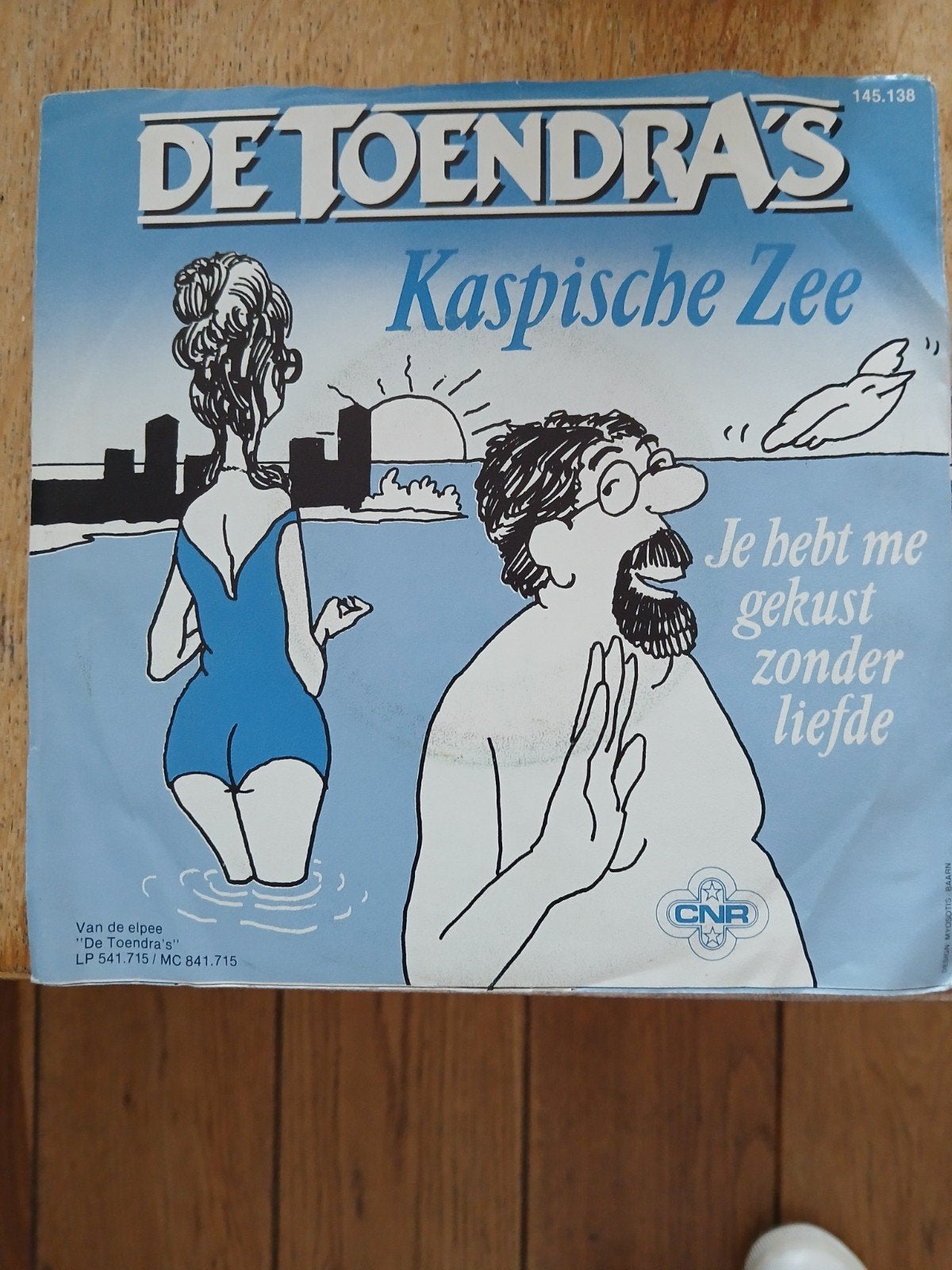 De Toendra's - Kaspische Zee/Je hebt me gekust zonder liefd, Ophalen of Verzenden