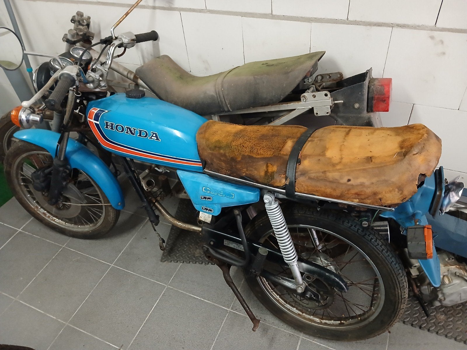 Honda CB-50-J om op te knappen, Fietsen en Brommers, Ophalen, Overige merken