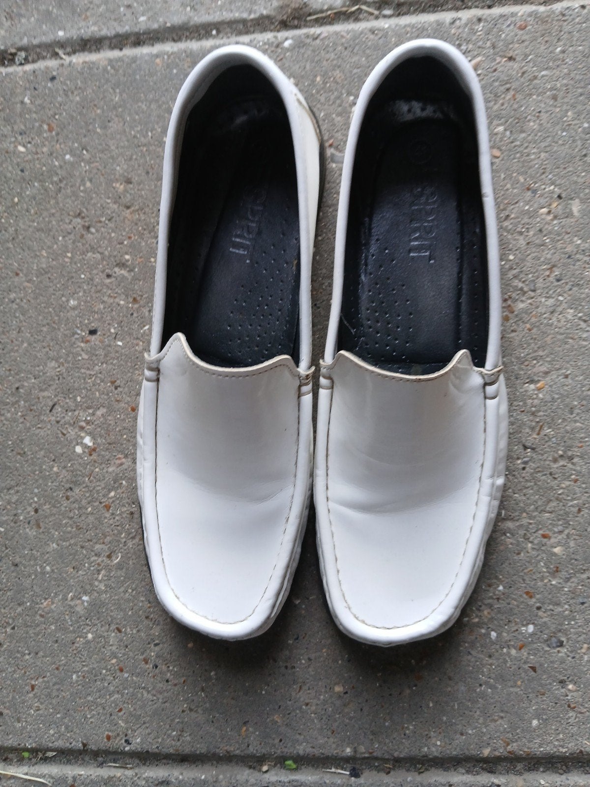 Mooie witte Esprit lak schoenen in maat 41., Ophalen, Wit, Zo goed als nieuw, Espadrilles of Moccasins