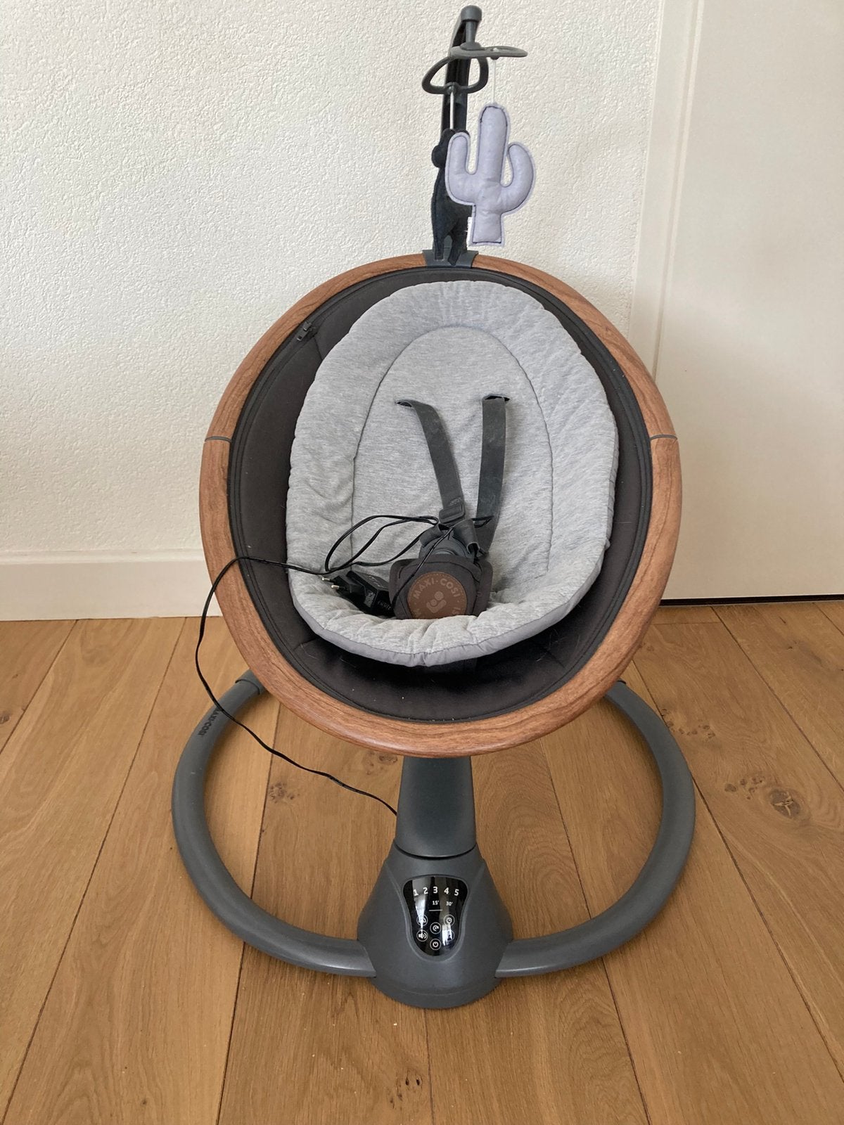 Maxi Cosi baby swing - Schommelstoel, Kinderen en Baby's, Ophalen of Verzenden, Zo goed als nieuw, Schommelstoel, Met gordel(s) of riempje(s)