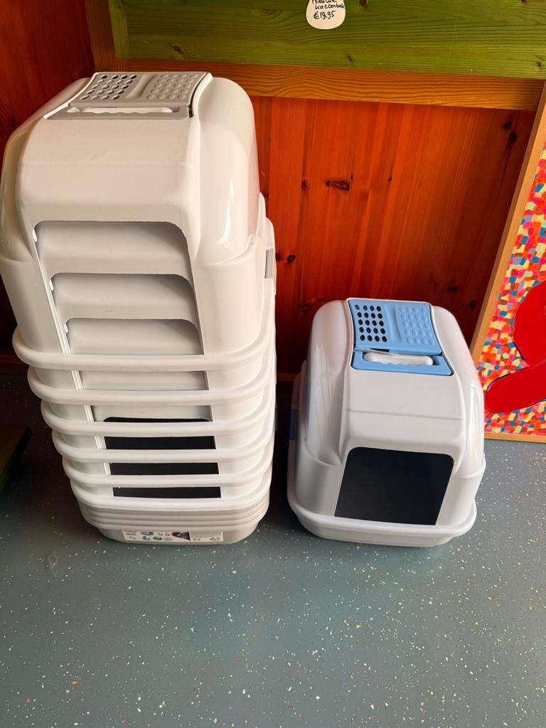 Kattenbak met filter nieuw €19,95, Ophalen, Nieuw, Gesloten