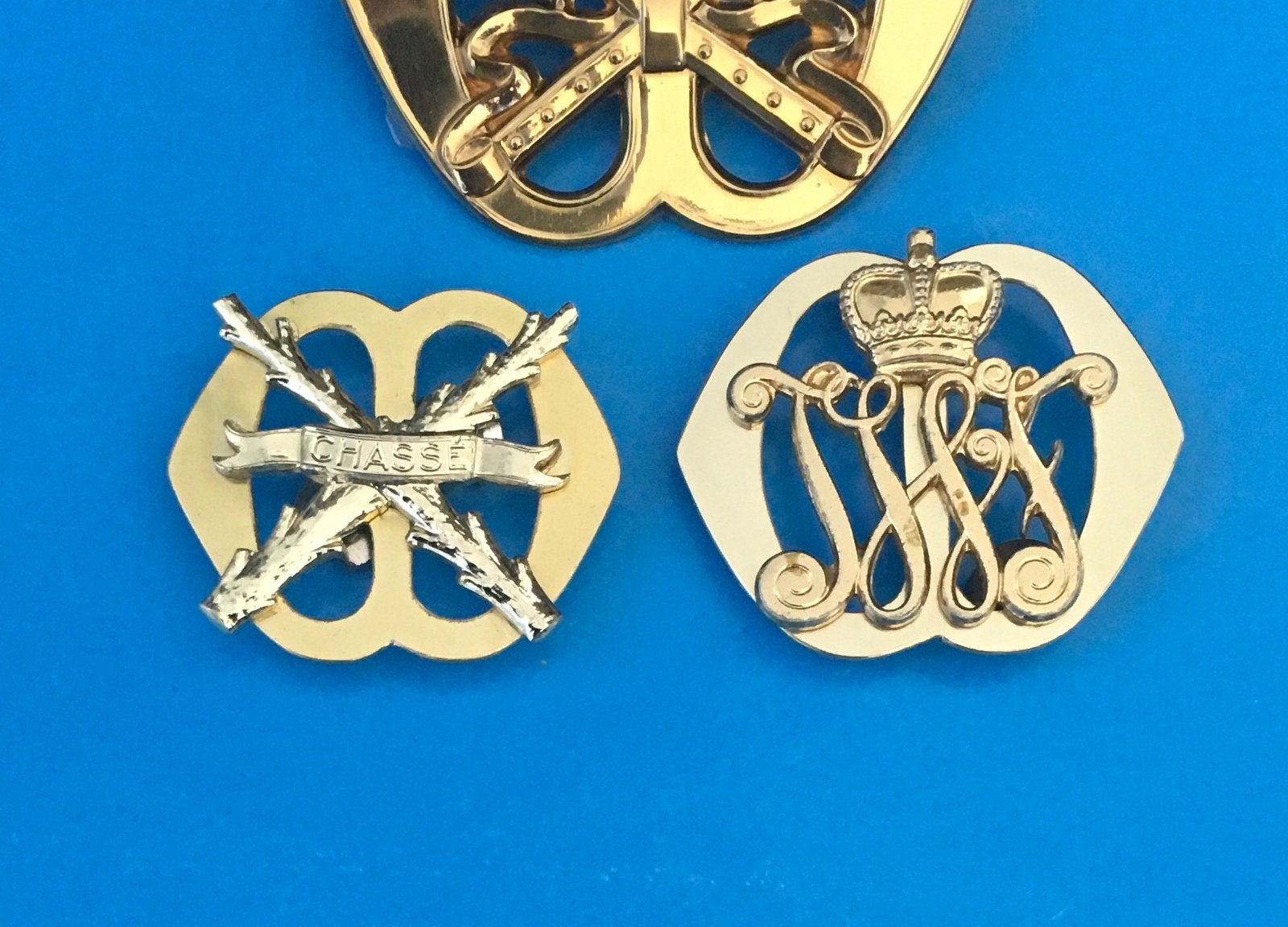 mini baret emblemen van Chasse en JWF, Verzamelen, Ophalen of Verzenden, Landmacht, Nederland, Embleem of Badge
