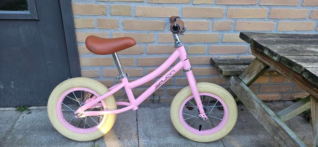 Roze loopfiets voor kinderen - Gebruikt, Ophalen of Verzenden, Gebruikt, Loopfiets