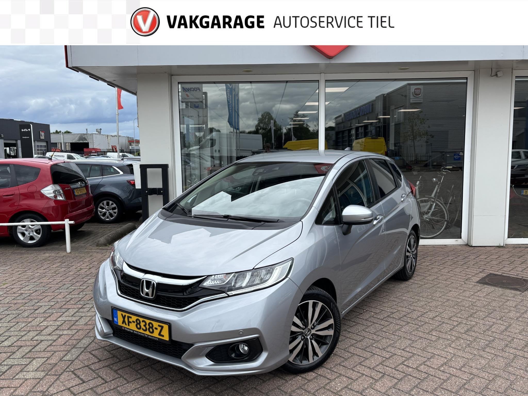 Honda Jazz 1.3 i-VTEC Elegance Nederlands auto in super nett, Auto's, Honda, Gebruikt, Euro 6, 4 cilinders, 49 €/maand