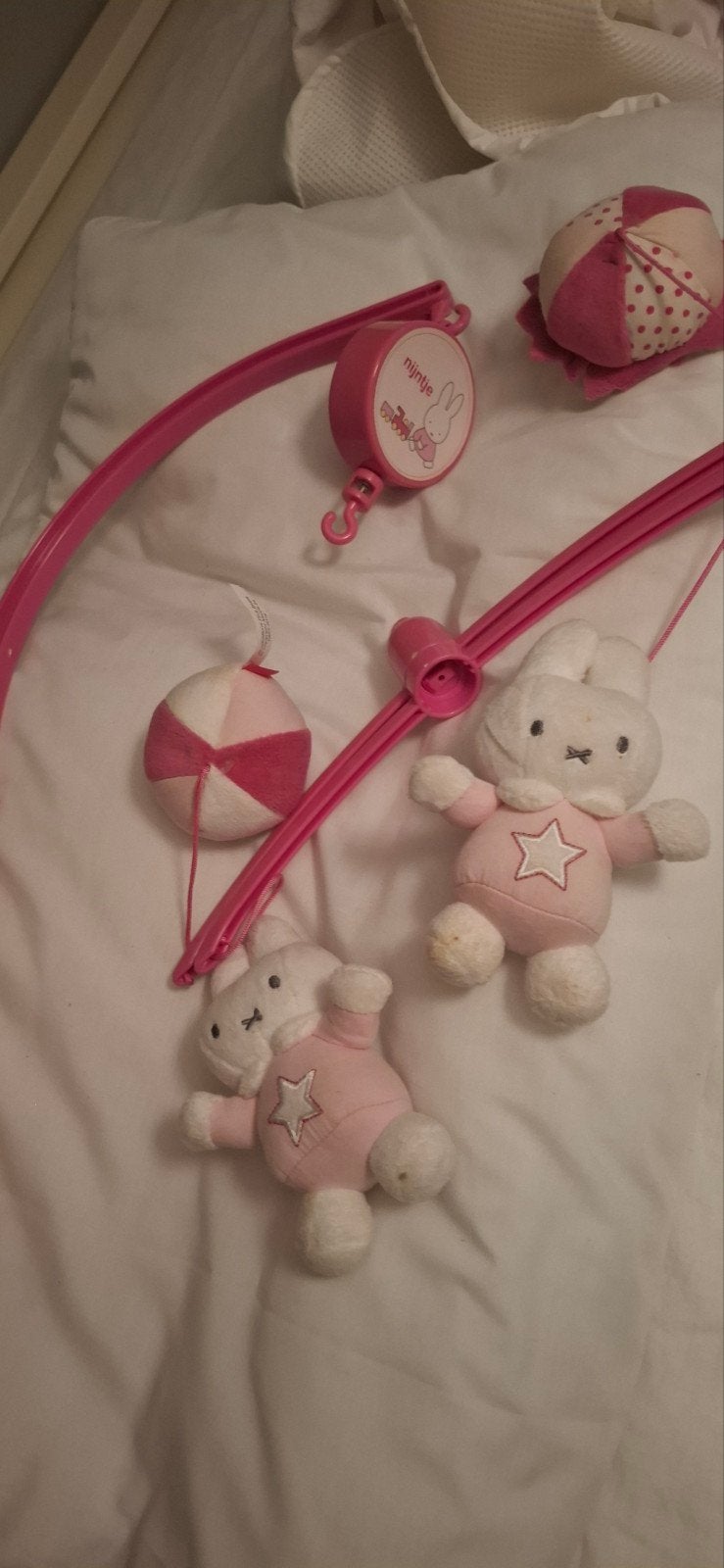 Nijntje Baby Mobiel Roze - Zo goed als nieuw, Kinderen en Baby's, Ophalen of Verzenden