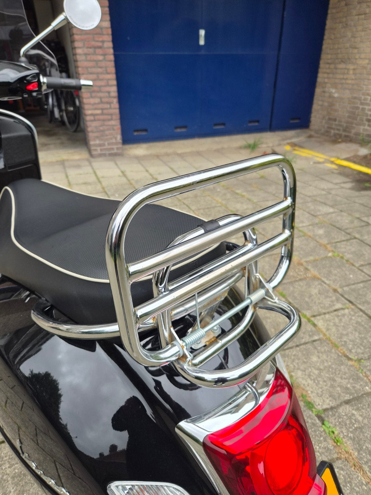Vespa GTS 300 Achter Klapdrager - Chroom, Ophalen of Verzenden, Gebruikt, Overige typen, Vespa