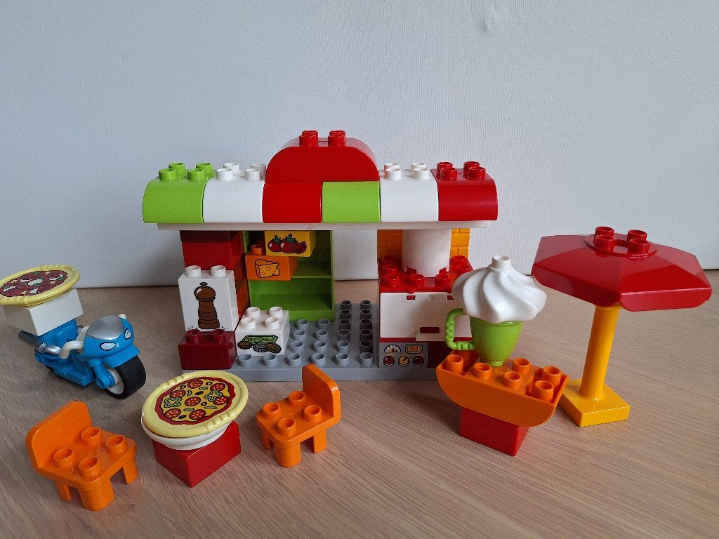 Duplo: Pizzera tent, met motor, pizza's, parasol, oven enz *, Gebruikt, Overige thema's, Ophalen of Verzenden, Duplo
