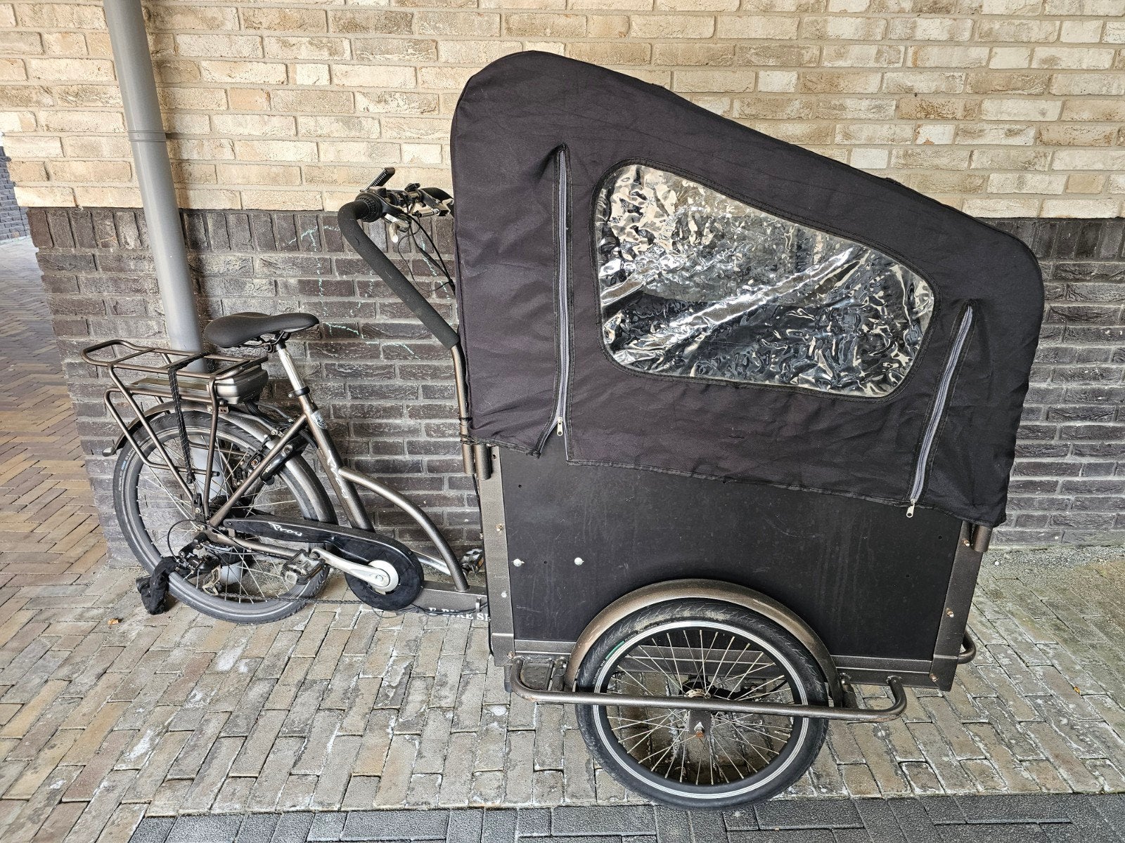 Vogue Troy E bakfiets met peuterschaal en regenhoes, Fietsen en Brommers, Ophalen