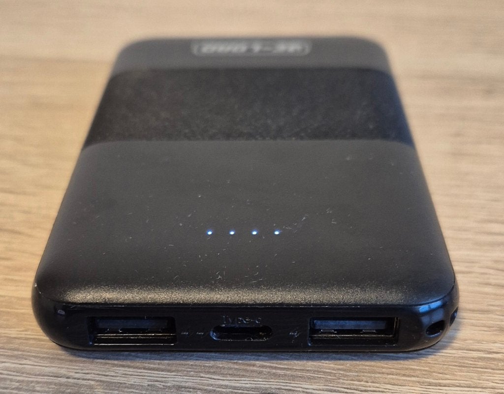 Re-load Powerbank 5.000mAh - 2x USB 1x USB-C, Ophalen of Verzenden, Gebruikt