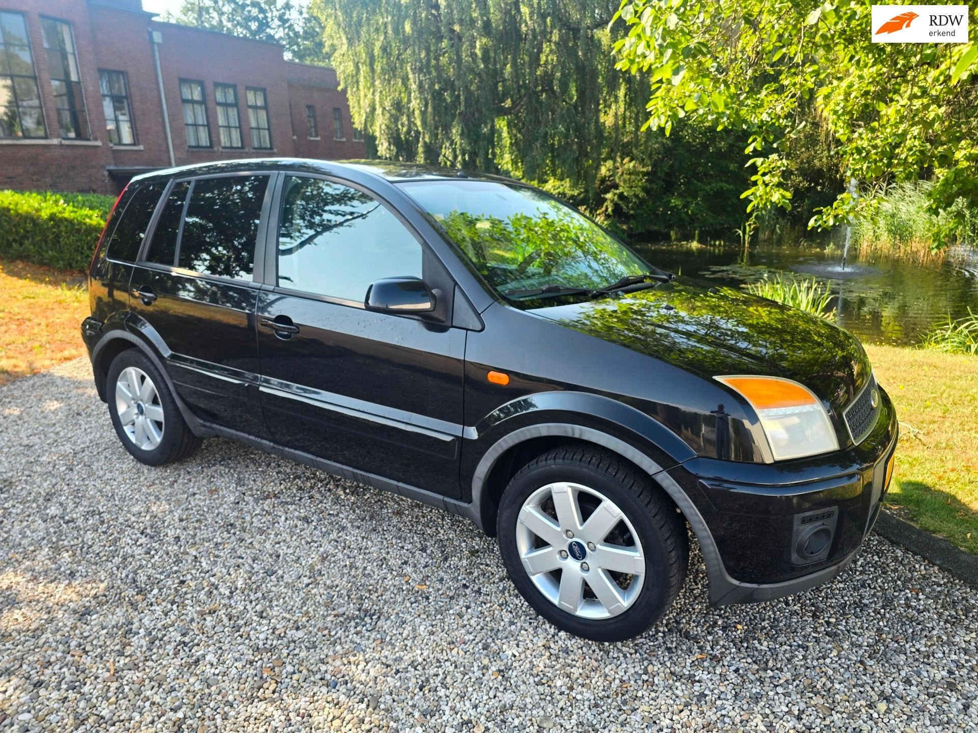 Ford Fusion 1.4-16V Trend AIRCO *apk:07-2027*, Auto's, Voorwielaandrijving, 15 km/l, Zwart, Bedrijf