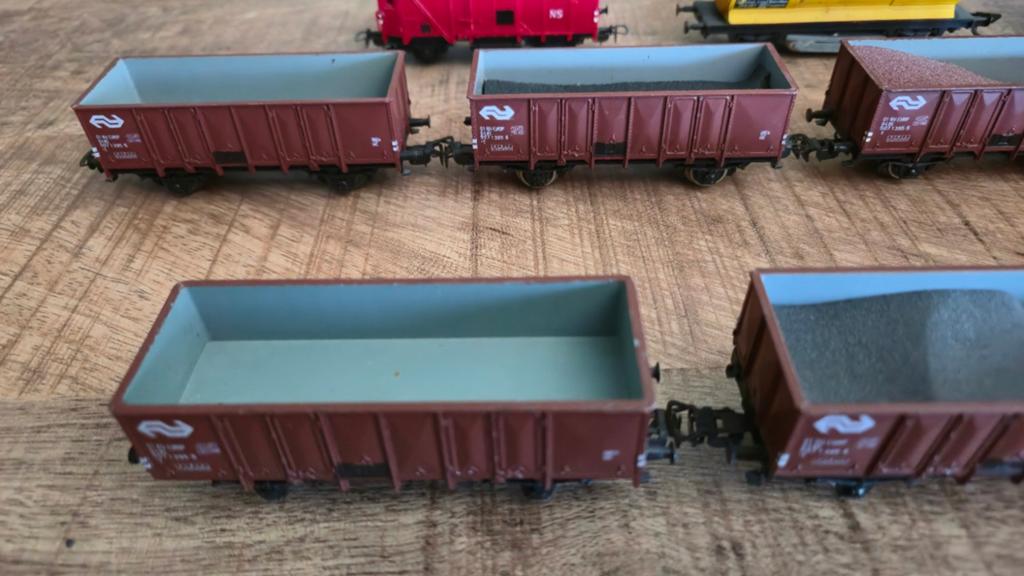 Diverse modeltreinen en wagons - NS, Shell, rood, Hobby en Vrije tijd, Gebruikt, Gelijkstroom, Wagon, Ophalen of Verzenden