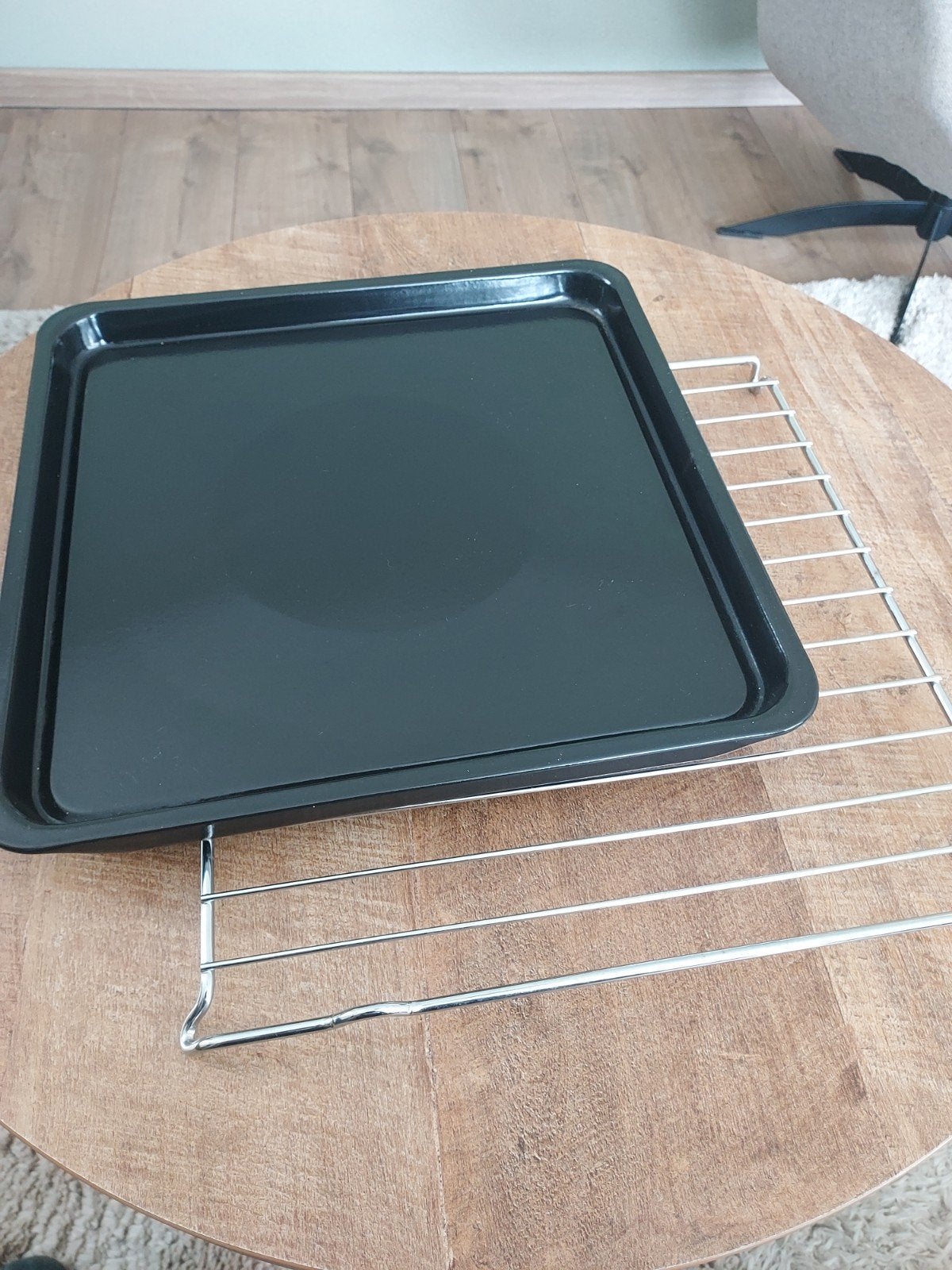 Magnetron Bakplaat met rekje - 37x37 cm, Ophalen, Gebruikt, Minder dan 45 cm
