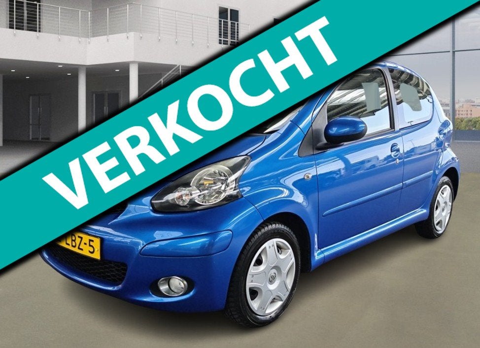 Toyota Aygo 1.0-12V Dynamic Blue Airco +NAP NL-auto, Auto's, Toyota, Stof, 68 pk, Origineel Nederlands, Bedrijf