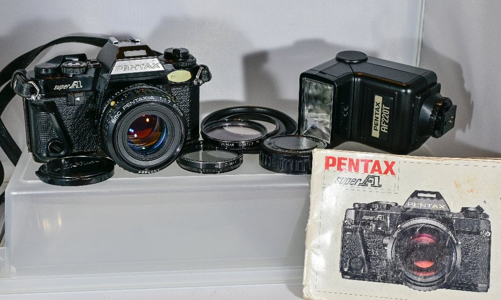 Pentax Super A + SMC Pentax-A 50/1.7 + Pentax AF 220T, Audio, Tv en Foto, Fotocamera's Analoog, Ophalen of Verzenden, Gebruikt