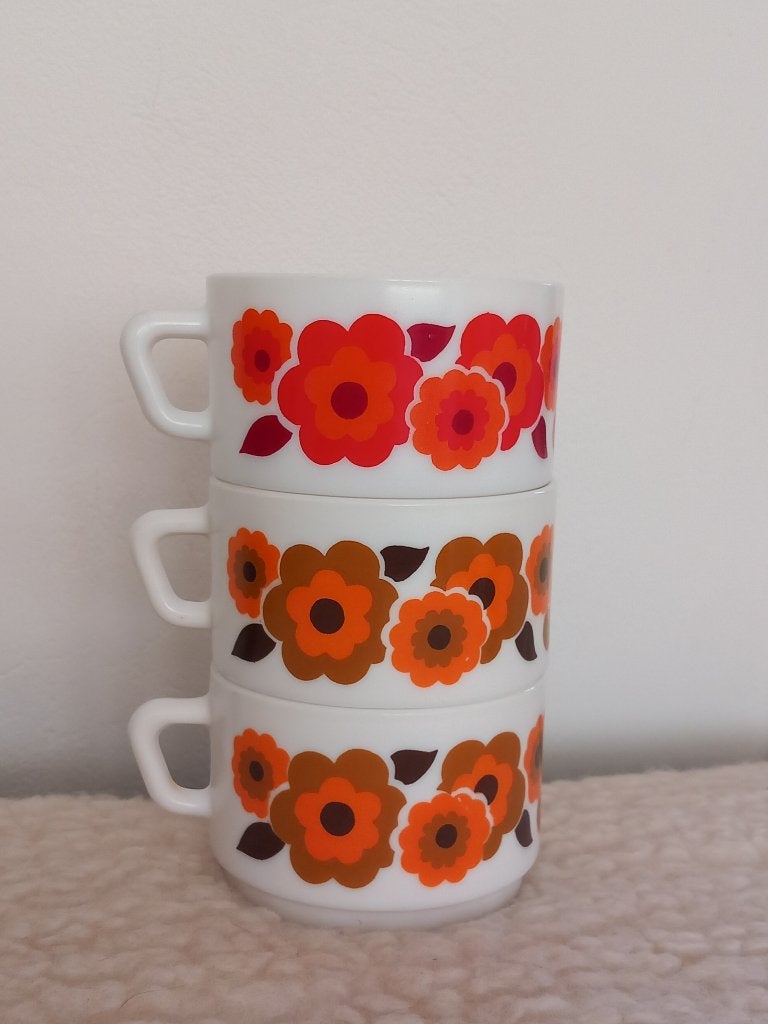 set vintage arcopal soepkommen bloem lotus rood gehard glas, Overige materialen, Ophalen of Verzenden, Zo goed als nieuw, Kom(men)