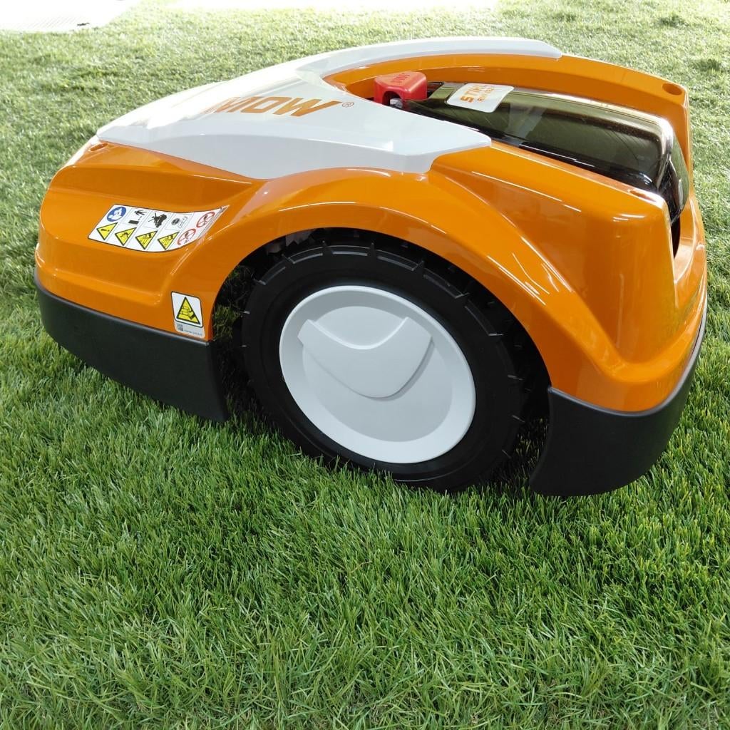 Nieuw en gebruikte robotmaaiers, Stiga, Bestuurbaar via app, Ophalen of Verzenden, Zo goed als nieuw