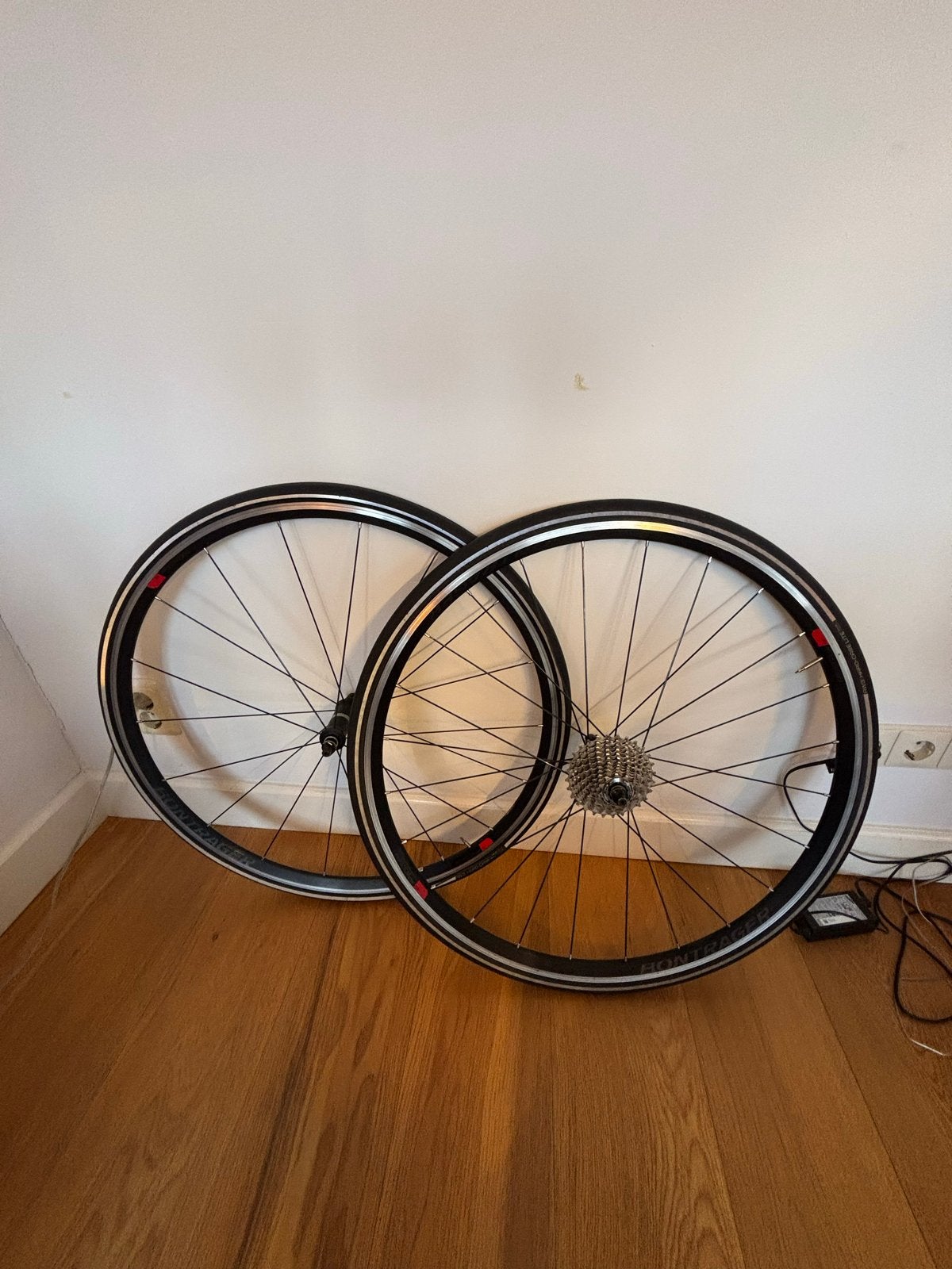 Bontrager Paradigm Comp TLR racefiets wielen met cassette, Zo goed als nieuw, Racefiets, Carbon, Ophalen