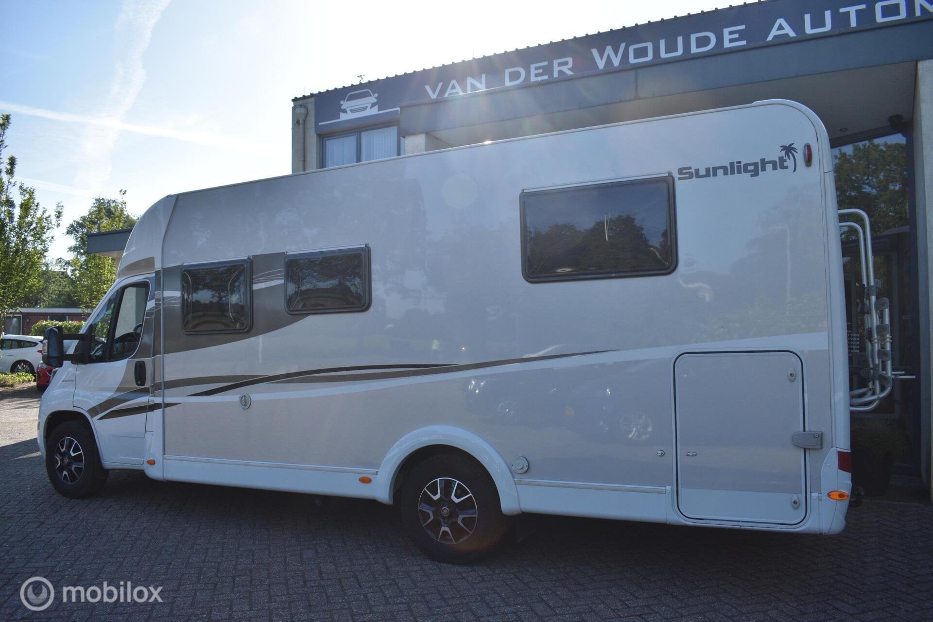 Fiat Ducato Capron T69L Sunlight|Automaat|Airco|29DKM|Mooi!, Caravans en Kamperen, Automaat, 7 tot 8 meter, Bedrijf, Diesel