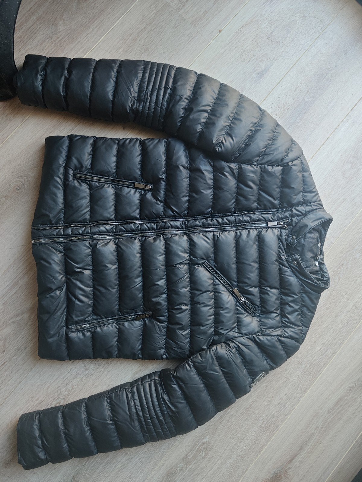 Armani jas maat XL - in goede staat, Kleding | Heren, EA7 Emporio Armani, Zwart, Maat 56/58 (XL), Ophalen of Verzenden