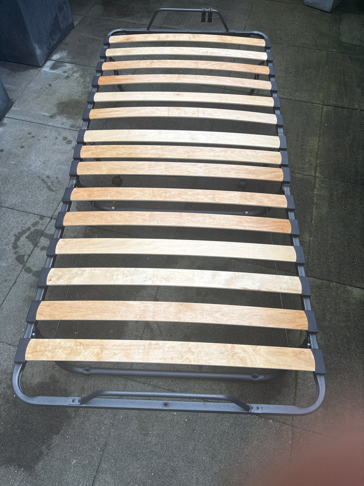 Eenpersoons lattenbodem/ bed opvouwbaar, Huis en Inrichting, Slaapkamer | Matrassen en Bedbodems, Ophalen, Gebruikt, 90 cm, Eenpersoons