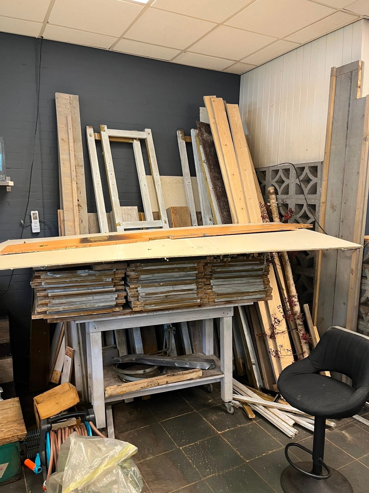 Gratis afhalen: sloophout, Doe-het-zelf en Verbouw, Hout en Planken, Ophalen, Gebruikt, Balk, Overige houtsoorten