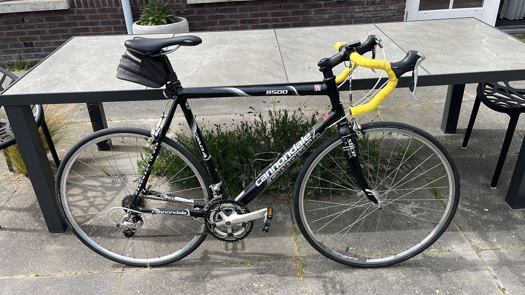 Prachtige racefiets Cannondale (opknapbeurt nodig), Fietsen en Brommers, Fietsen | Racefietsen, 28 inch, Gebruikt, Aluminium, 15 tot 20 versnellingen
