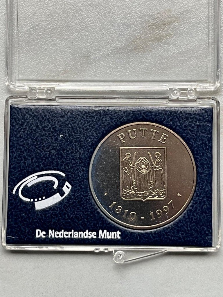 Herdenkingsmunt Putte NB, Postzegels en Munten, Ophalen of Verzenden, Koningin Beatrix, Overige waardes, Losse munt