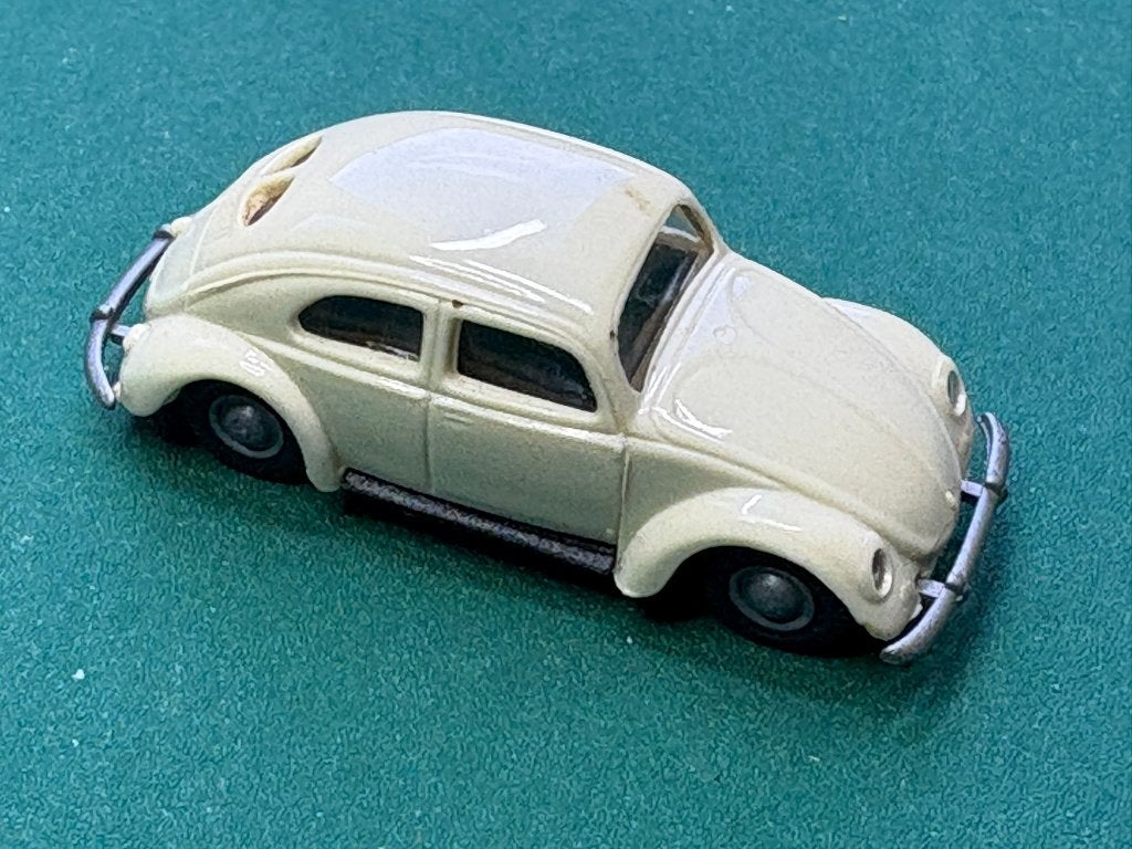 Praline VW Kever IMG6846/7, Hobby en Vrije tijd, Modelauto's | 1:87, Ophalen of Verzenden, Zo goed als nieuw, Auto, Overige merken