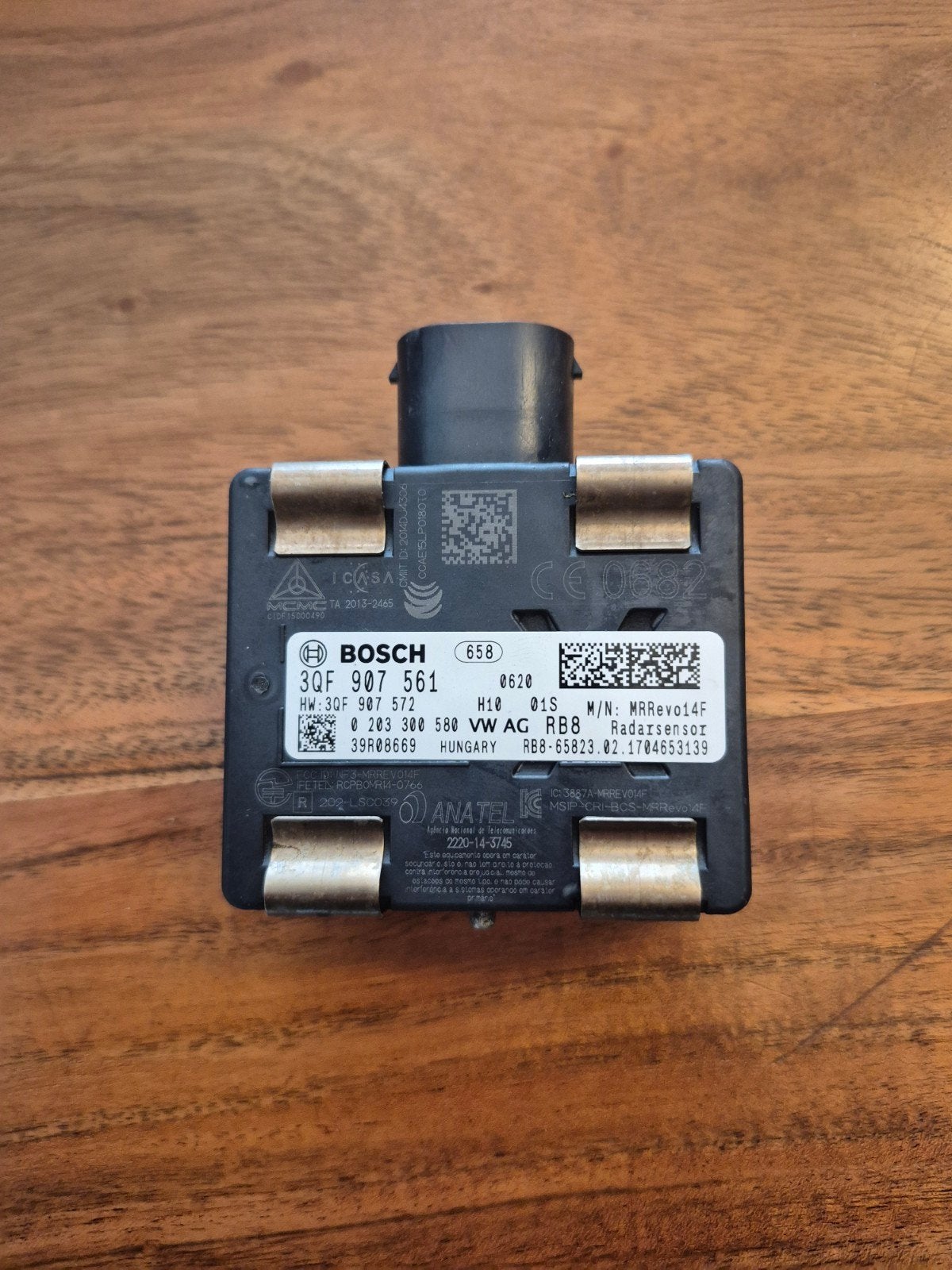 VW Golf 7.5 Bosch Radarsensor 2017, Auto-onderdelen, Ophalen of Verzenden, Gebruikt, Volkswagen
