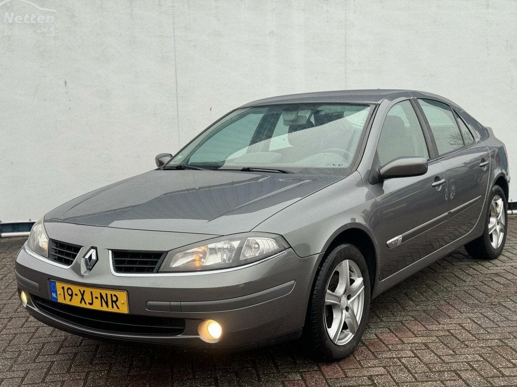 Renault Laguna 1.6-16V 112pk, Clima, Gr.Navi,Lmv,Tech Line, Laguna, Stof, Gebruikt, Zwart