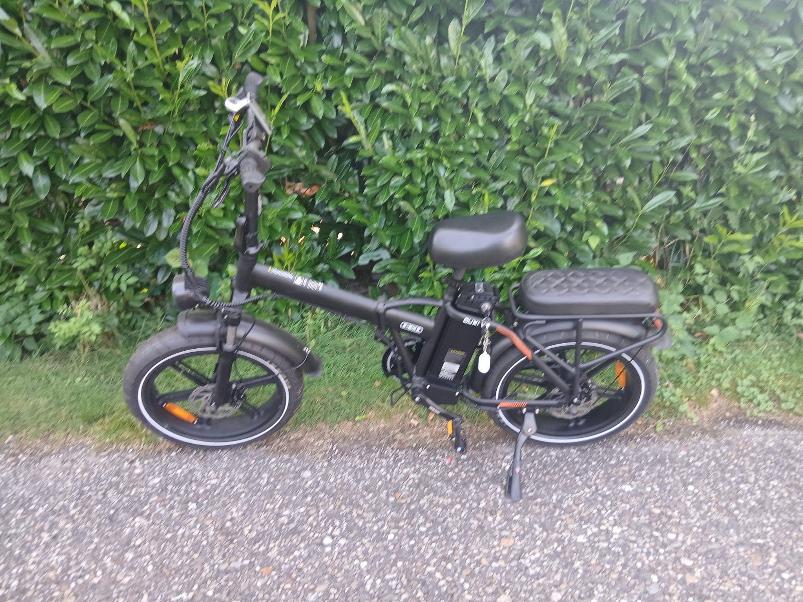 Vouwfiets V9 - Compacte en krachtige e-bike met alarm, Fietsen en Brommers, Fietsen | Vouwfietsen, Ophalen
