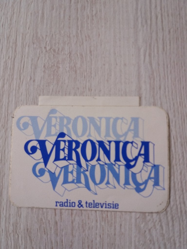 sticker VERONICA ( 16 ), Ophalen of Verzenden, Zo goed als nieuw, Film, Tv of Omroep