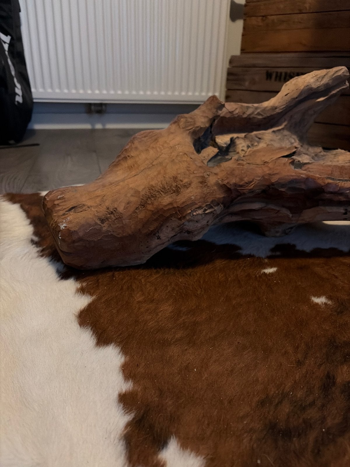 Unieke hertenkop uit houtsnijwerk - Decoratief object, Ophalen, Hout, Gebruikt, Landelijk
