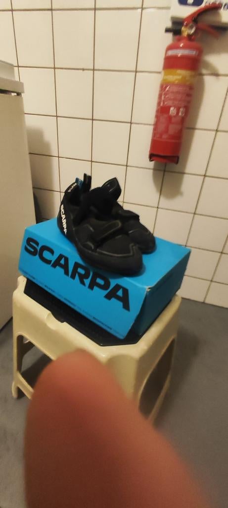 Scarpa Reflex V maat 42,5 heren boulderschoenen., Sport en Fitness, Klimsport, Ophalen of Verzenden, Zo goed als nieuw, Klimsportschoenen