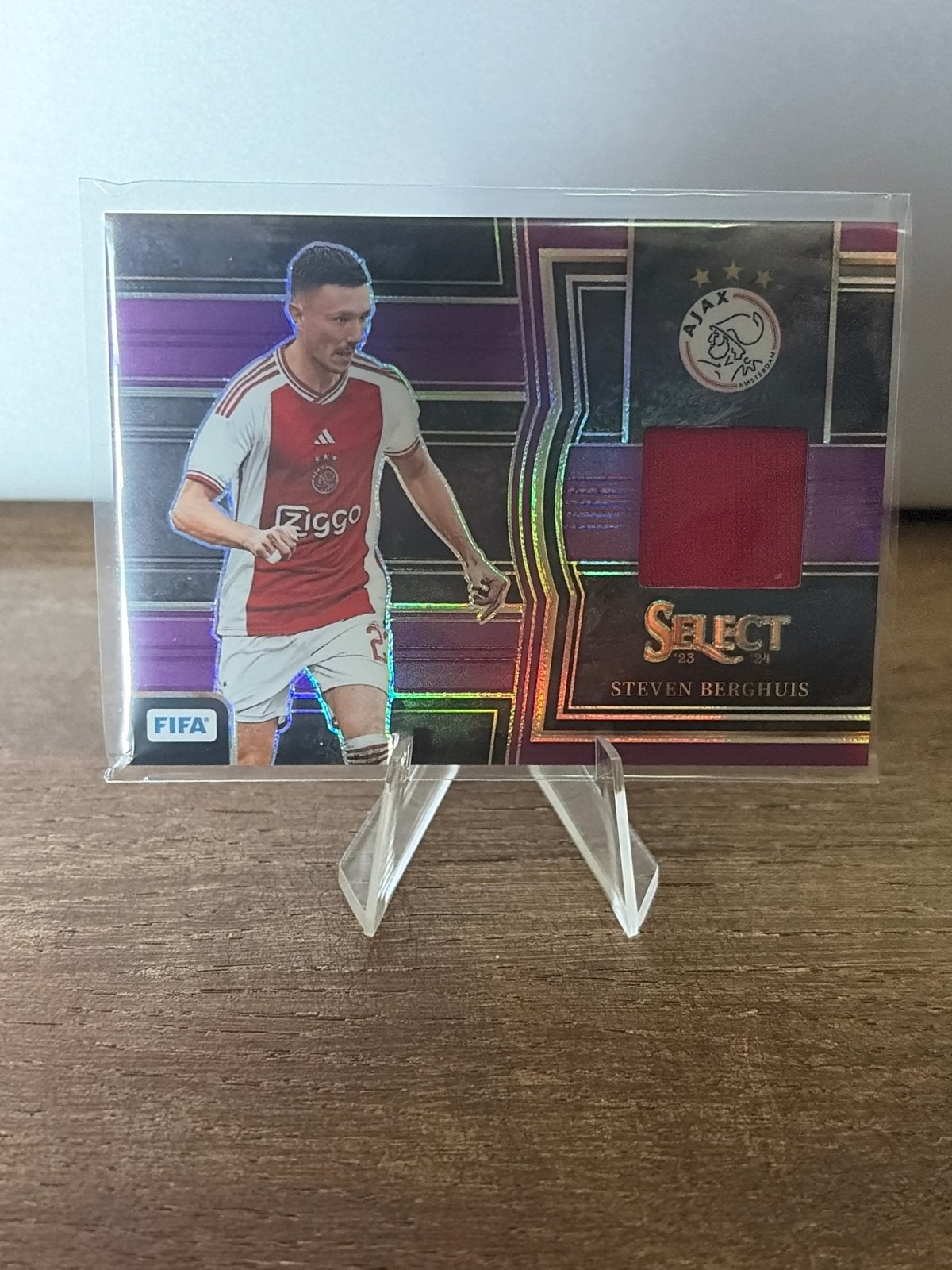 Steven Berghuis Panini Select 2023-24 Patch Kaart 18/49, Ophalen of Verzenden, Zo goed als nieuw, Ajax, Spelerskaart