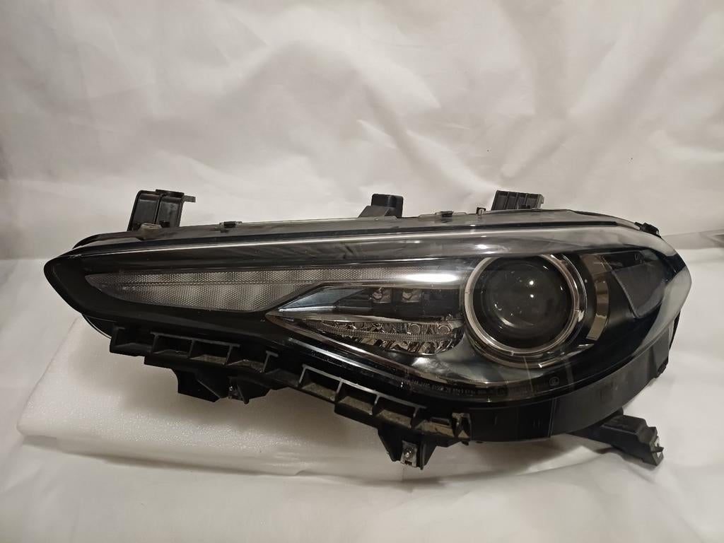 Alfa Romeo Giulia Koplamp Links Bi-Xenon en LED.Compleet!, Auto-onderdelen, Verlichting, Ophalen of Verzenden, Gebruikt, Alfa Romeo