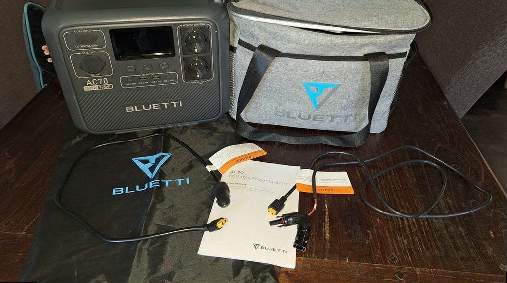 BLUETTI AC70 Powerstation 1000W 768Wh, Caravans en Kamperen, Ophalen of Verzenden, Zo goed als nieuw