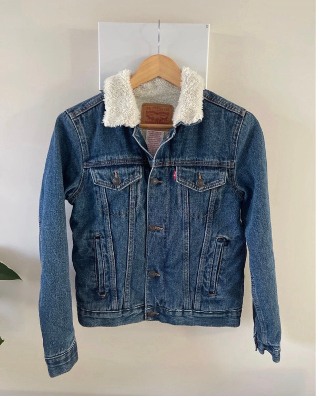 Levi's Trucker spijkerjas gevoerd maat 152 tussenjas herfst, Ophalen of Verzenden, Zo goed als nieuw, Jongen of Meisje, Jas