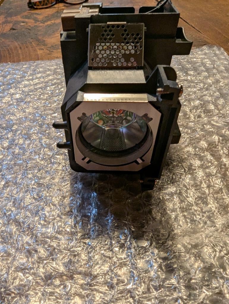 te koop beamerlamp, Audio, Tv en Foto, Beamer-accessoires, Ophalen of Verzenden, Nieuw, Beamerlamp