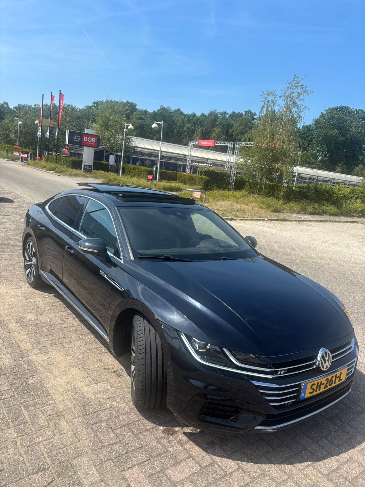 Volkswagen Arteon 2018 2.0 automaat panorama dak, Automaat, Zwart, Particulier, Parkeerassistent