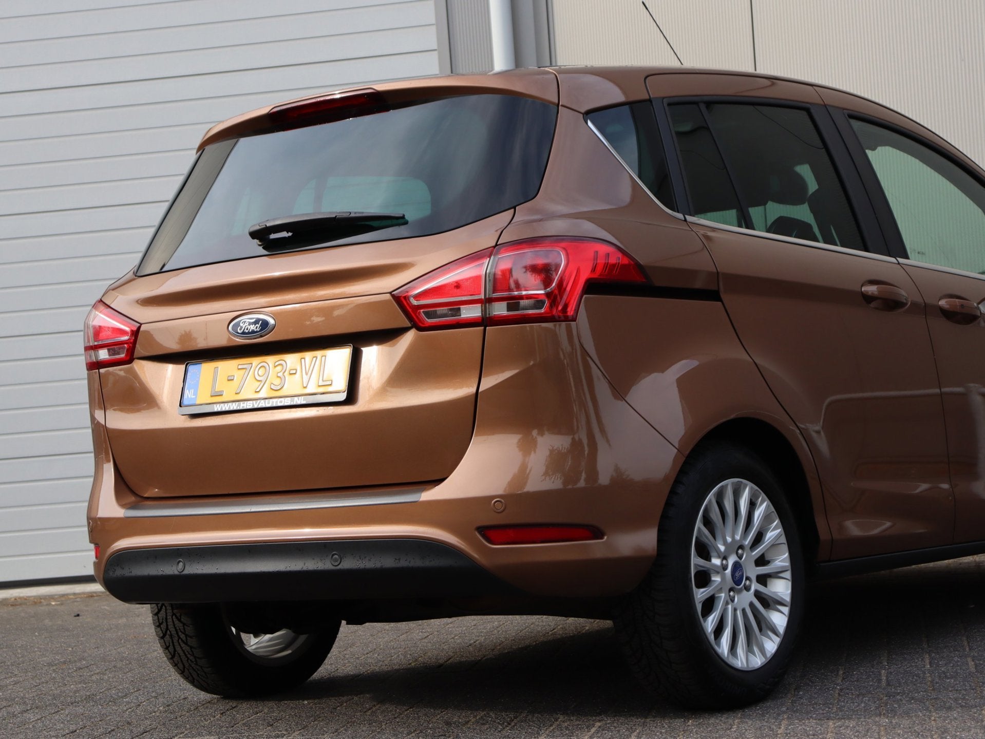 Foto 10 van Ford B-Max 1.0 EcoBoost Titanium navi LM airco