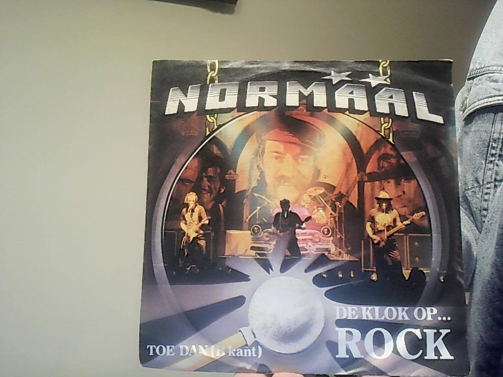 normaal jukebox single de klok op rock uit 1984, Verzenden, Zo goed als nieuw, Nederlandstalig, Single