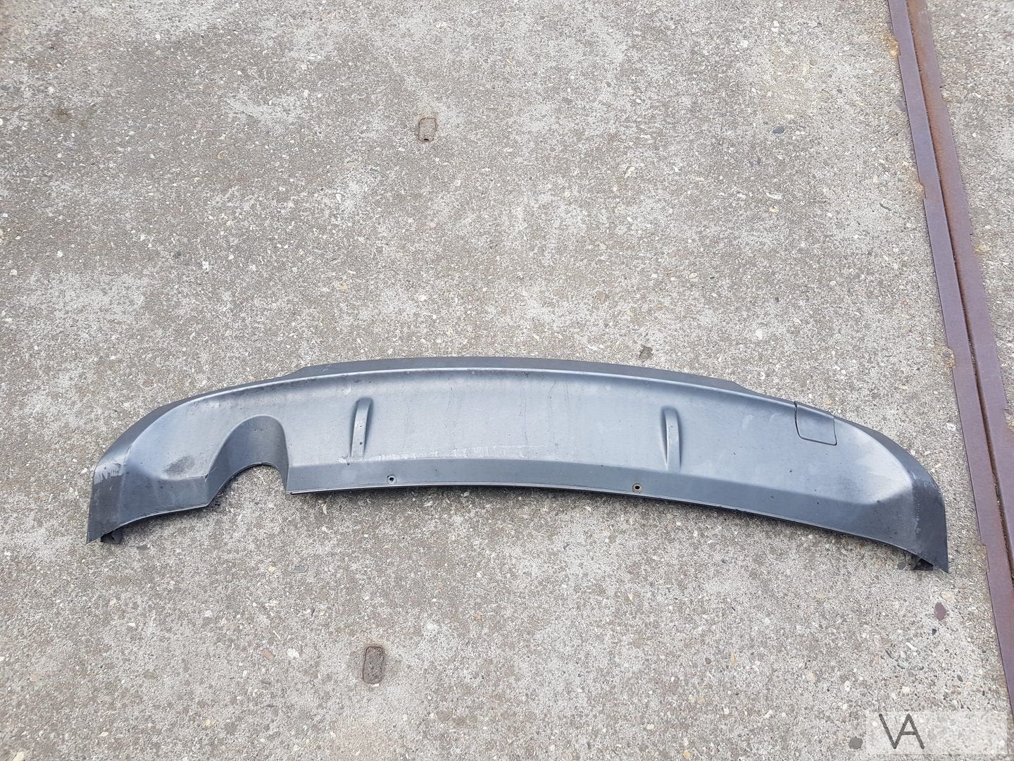 VW Golf 6 R line achterbumper onderlip uitlaat links €30, Auto-onderdelen, Gebruikt, -, -, Ophalen of Verzenden