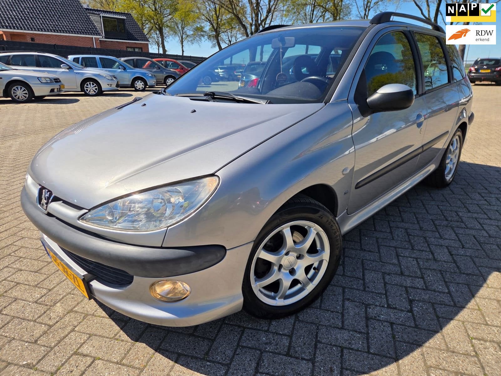 Peugeot 206 SW 1.6-16V XS 2002. Climate/Mistlampen/Trekhaak, Auto's, Voorwielaandrijving, Zwart, 4 cilinders, Metallic lak