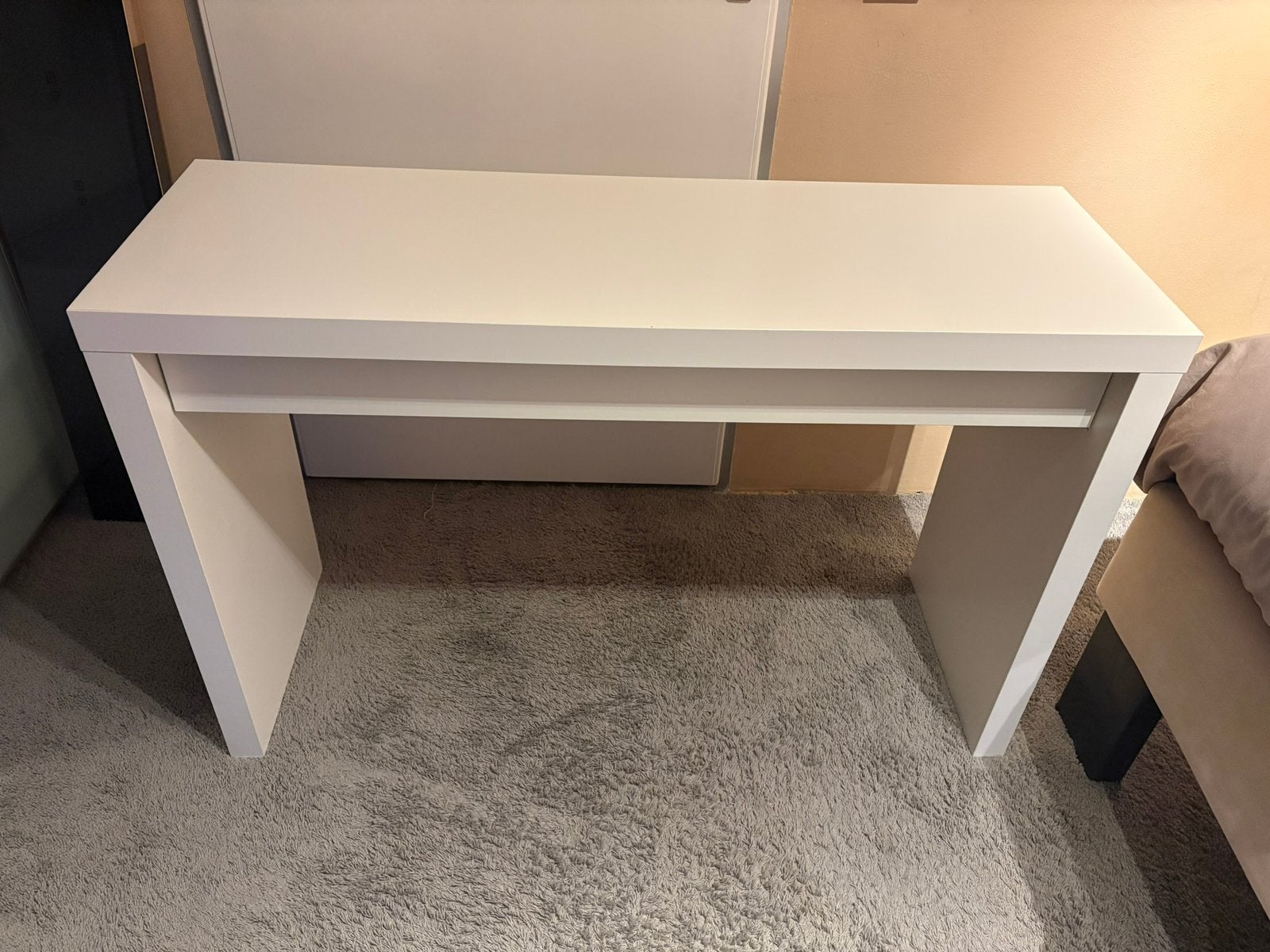 Ikea Malm make-up tafel / toilettafel met glasplaat erbij, Ophalen, Zo goed als nieuw