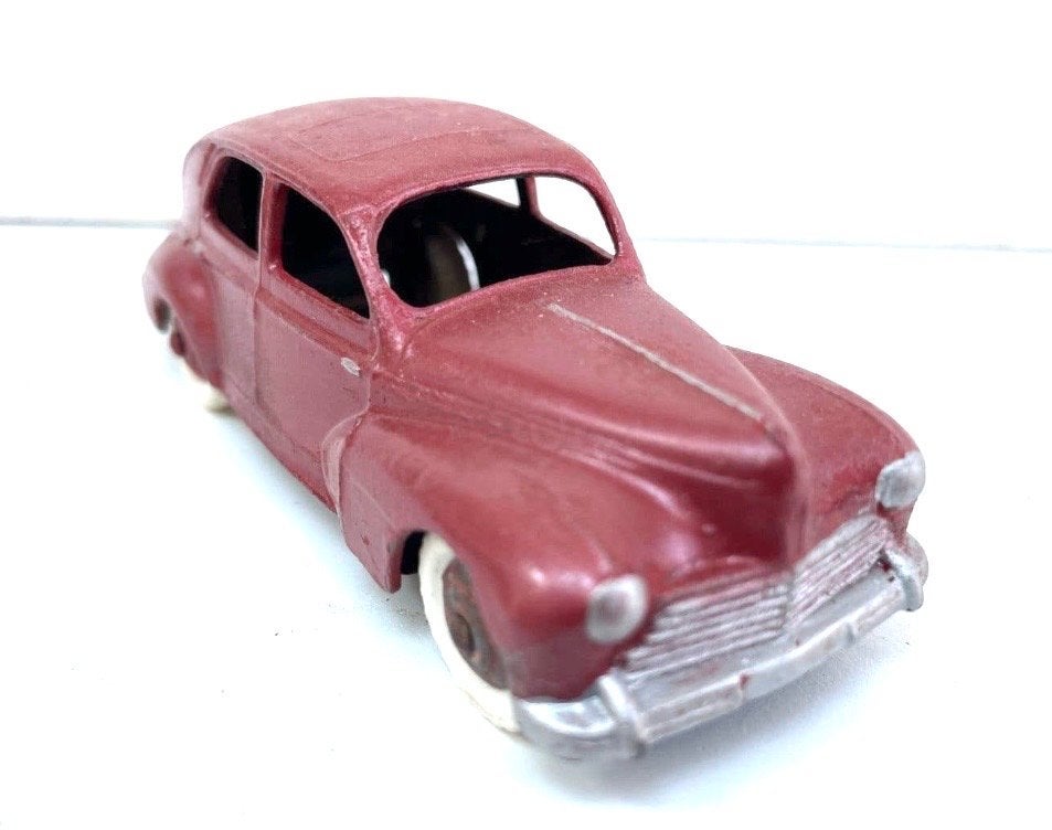 Dinky Toys Peugeot 203 - Fabriqué en France, Ophalen of Verzenden, Gebruikt, Auto, Dinky Toys