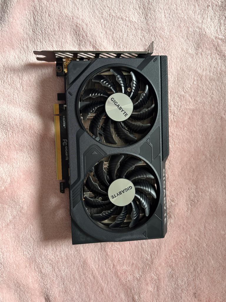 GIGABYTE GeForce RTX 4060 WINDFORCE OC 8G, Computers en Software, Videokaarten, Ophalen of Verzenden, GDDR6, PCI