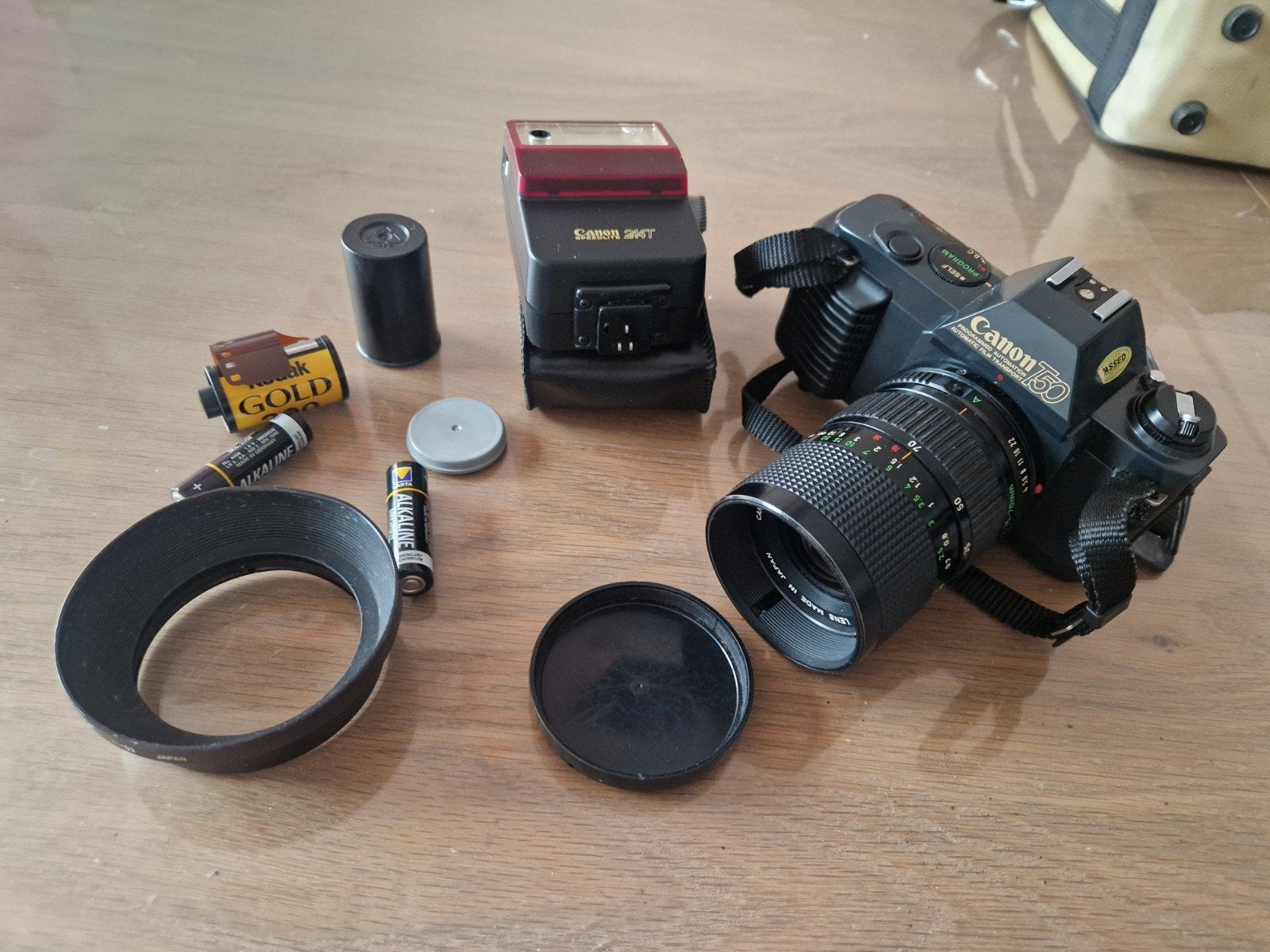 Canon T50 Spiegelreflexcamera met flitser en accessoires, Ophalen, Gebruikt, Spiegelreflex, Canon